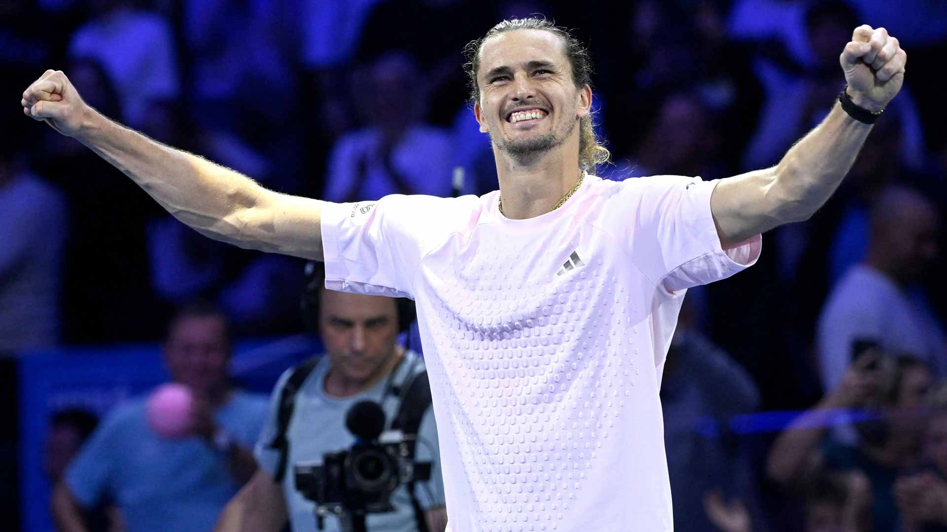Alexander Zverev celebrates his win against Tallon Griekspoor on Thursday in Vienna.